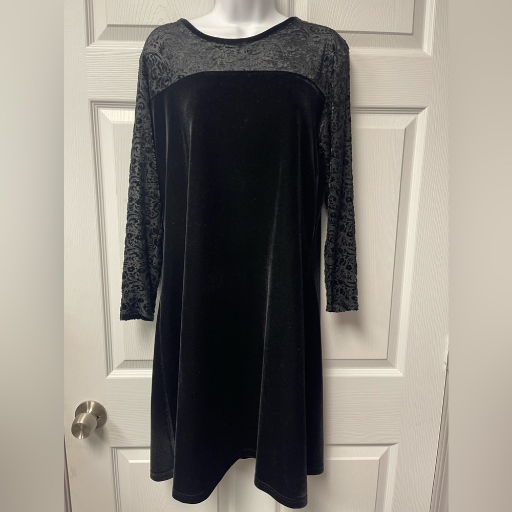 Jacqueline Ferrar black Velvet/lace dress size 12